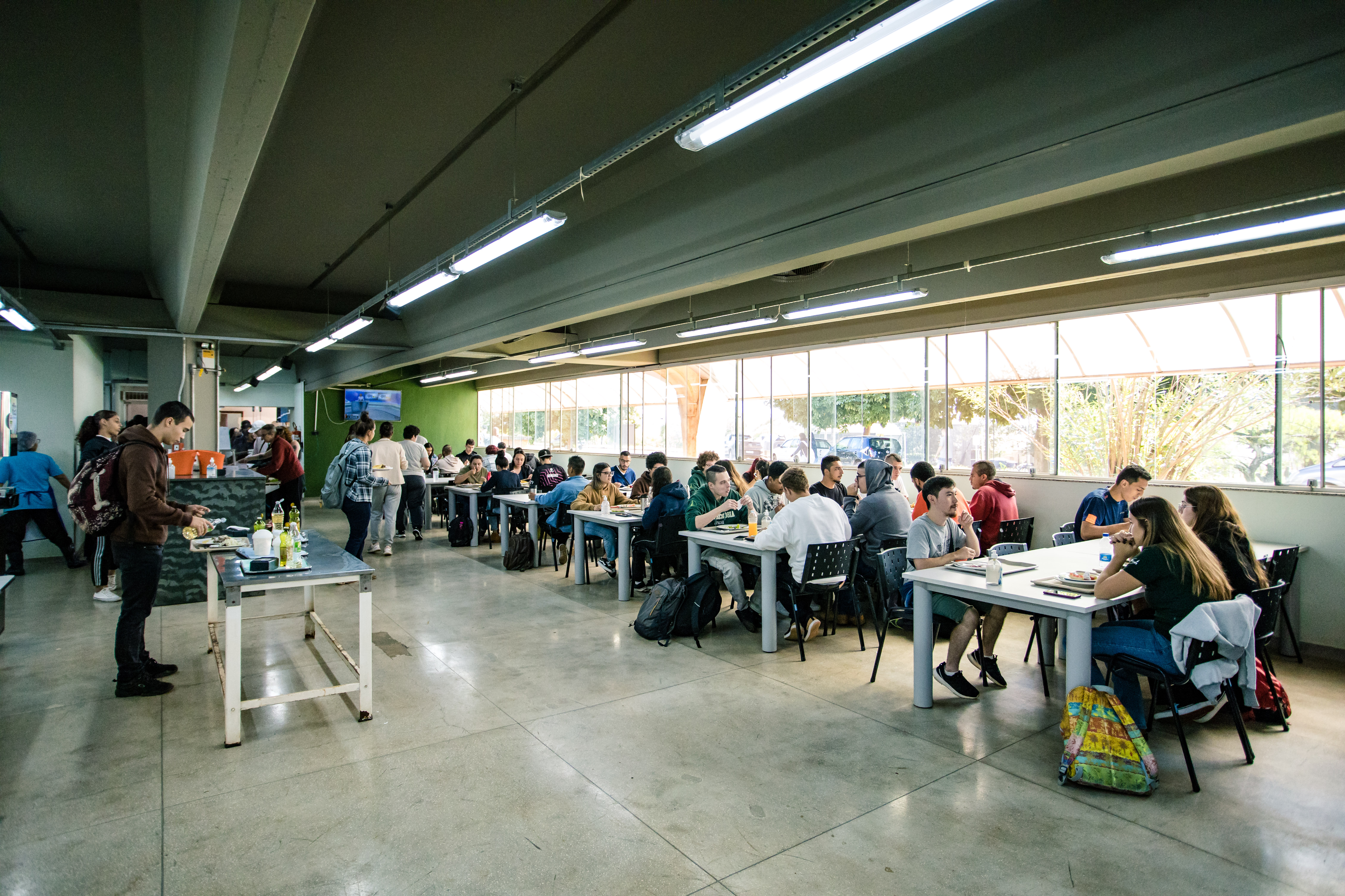 Foto do restaurante universitário.